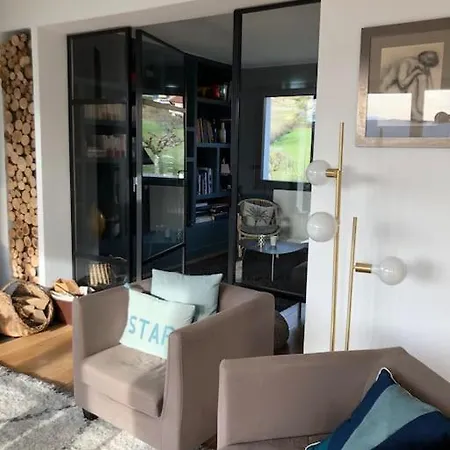 Maison De 220m2 Vue Et Chateau *