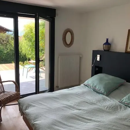 Maison De 220m2 Vue Et Chateau Menthon-Saint-Bernard
