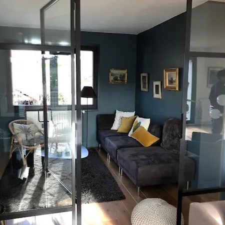 Maison De 220m2 Vue Et Chateau Menthon-Saint-Bernard