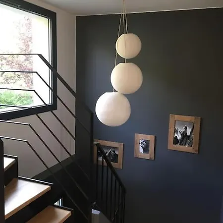 Maison De 220m2 Vue Et Chateau *